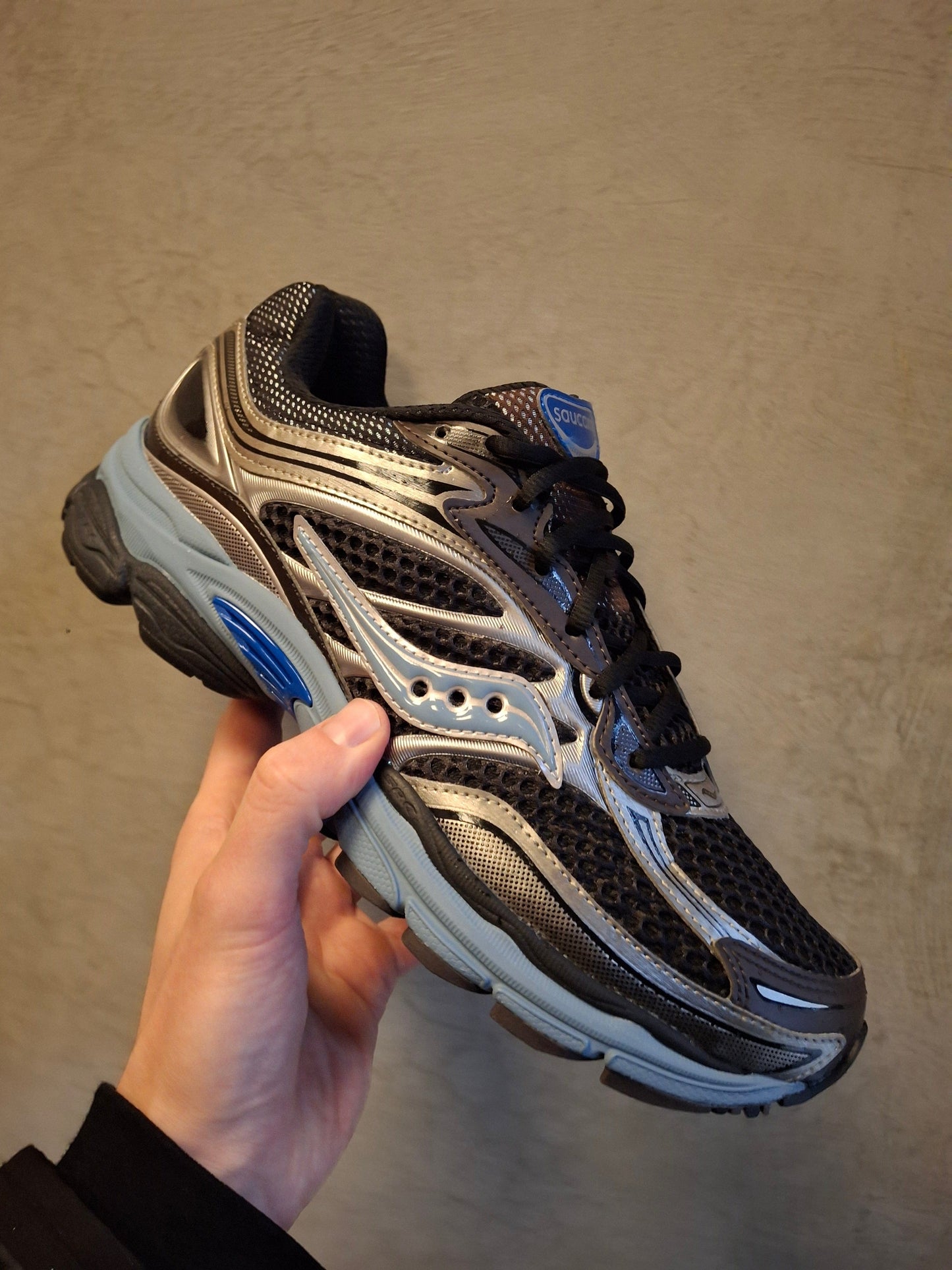 Saucony Progrid Omni 9 Disrupt 'Black Torte' - Kick Game