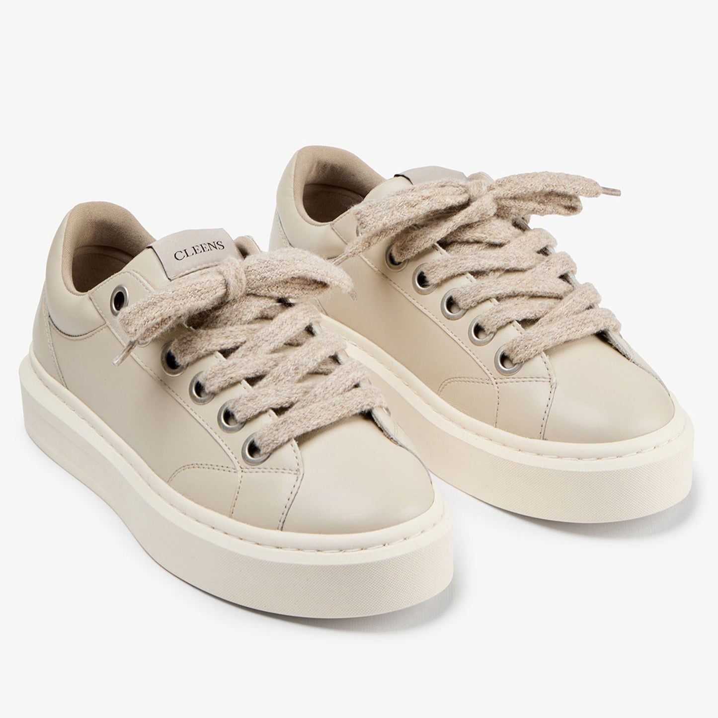 Cleens Ace 'Crème' - Kick Game