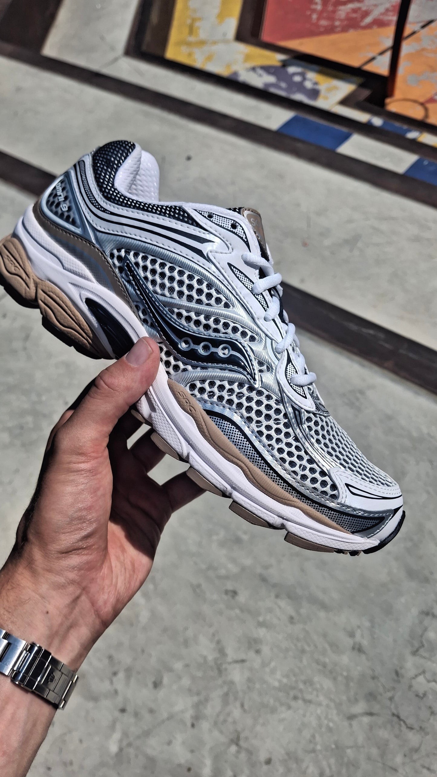 Saucony Progrid Omni 9 OG 'White Saddle' - Kick Game