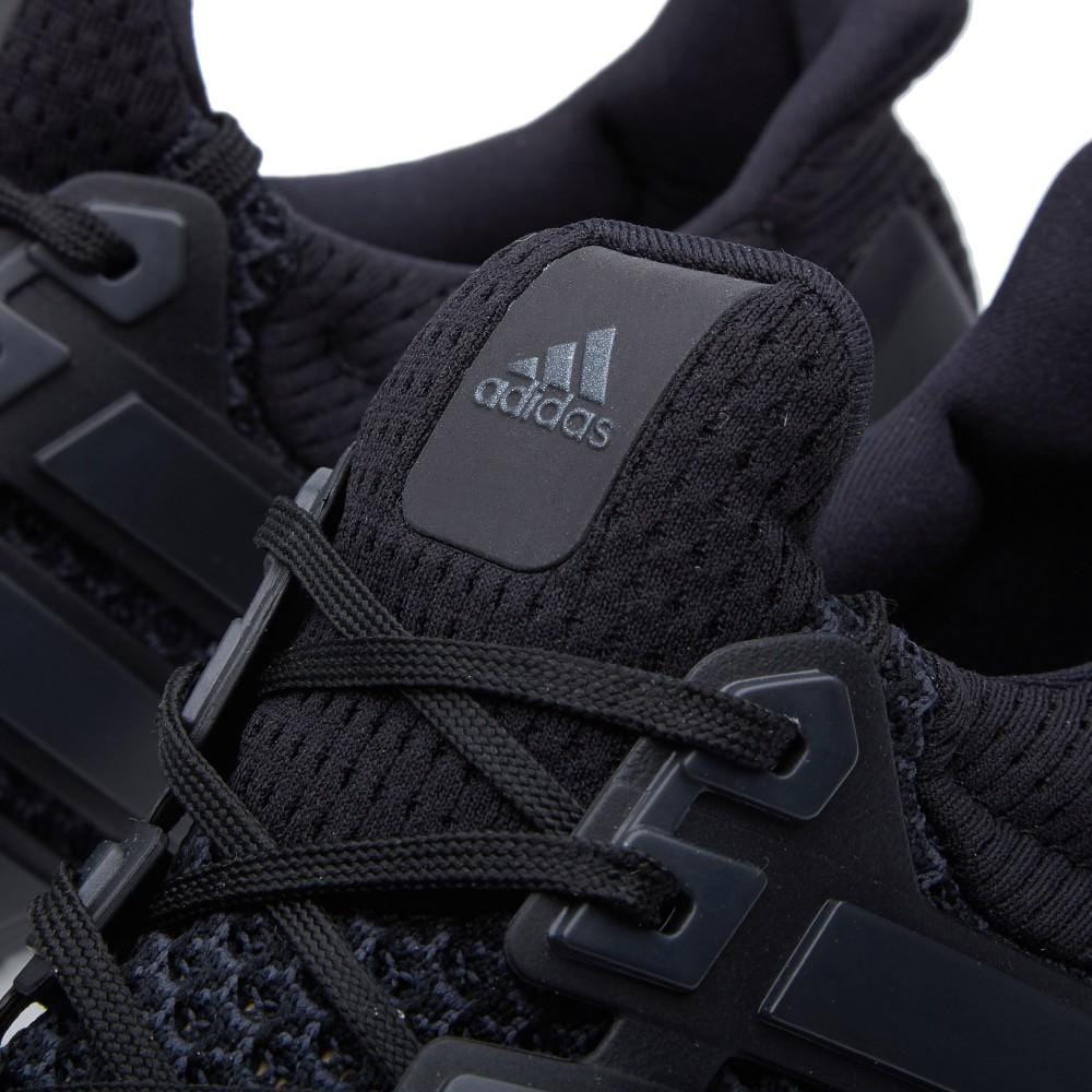 ADIDAS ULTRA BOOST M Core Black & White - Kick Game