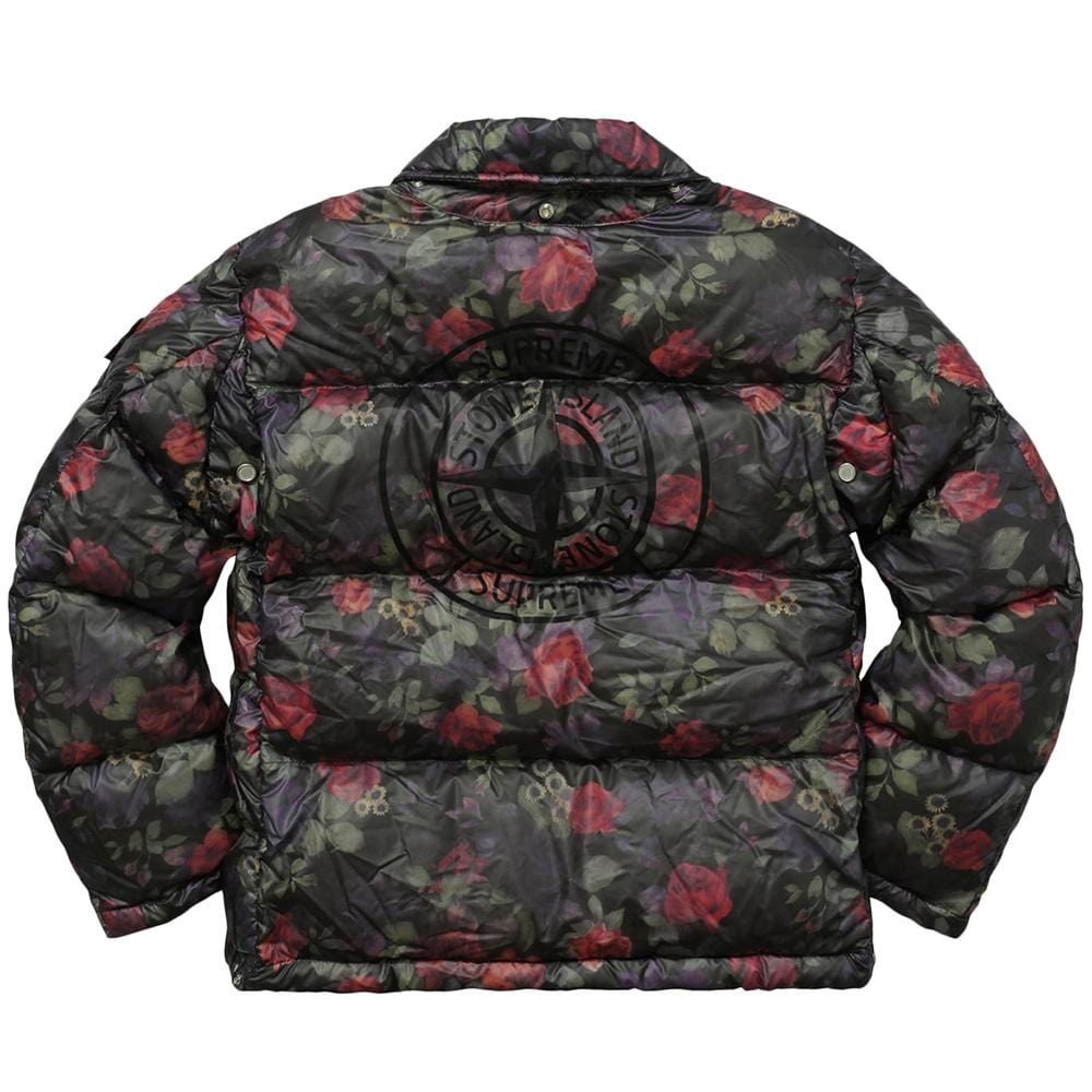 STONE ISLAND FOR SUPREME LAMY COVER Down Jacket in Black - Kick Game