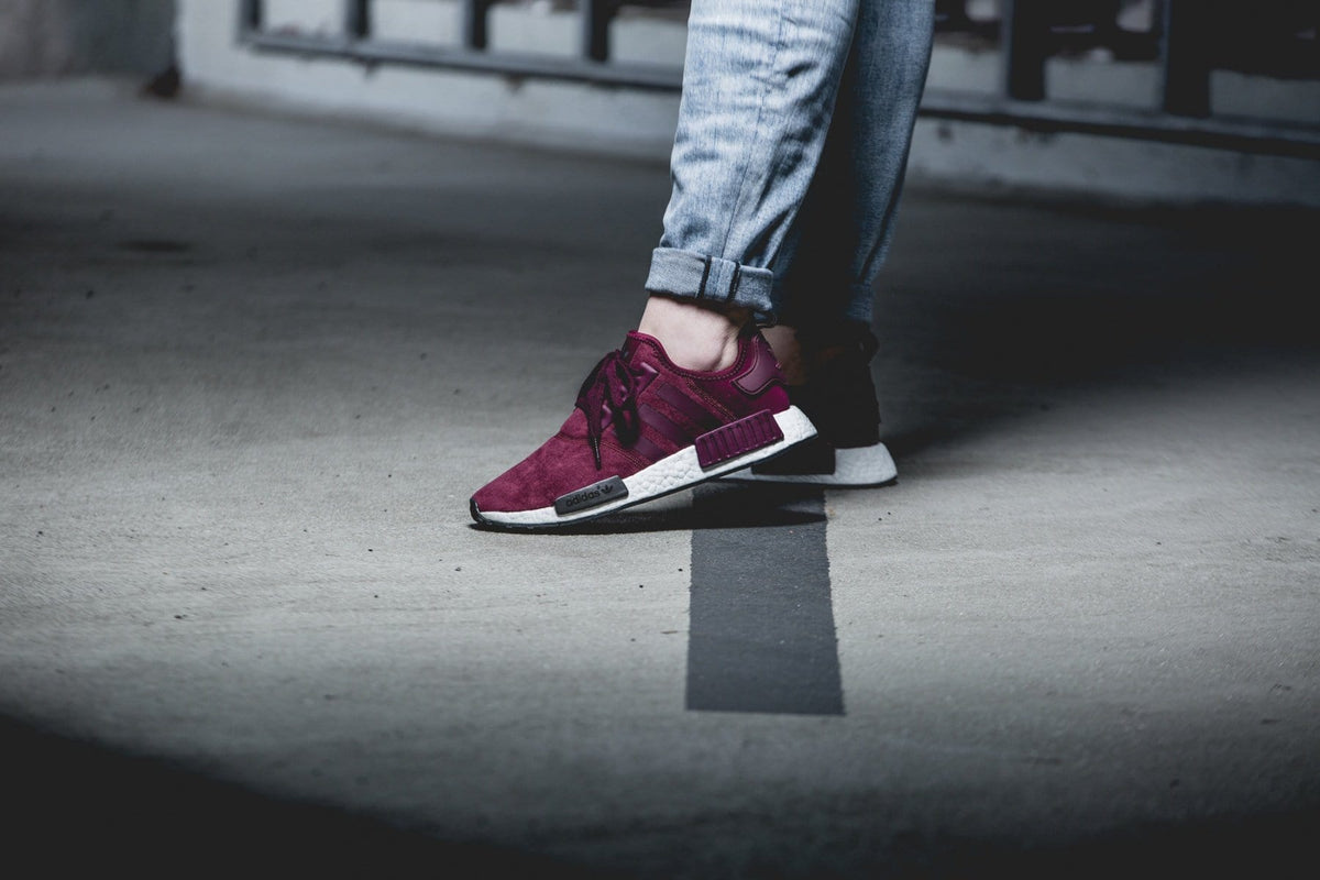 Adidas NMD_R1 Runner Suede W Maroon - Kick Game