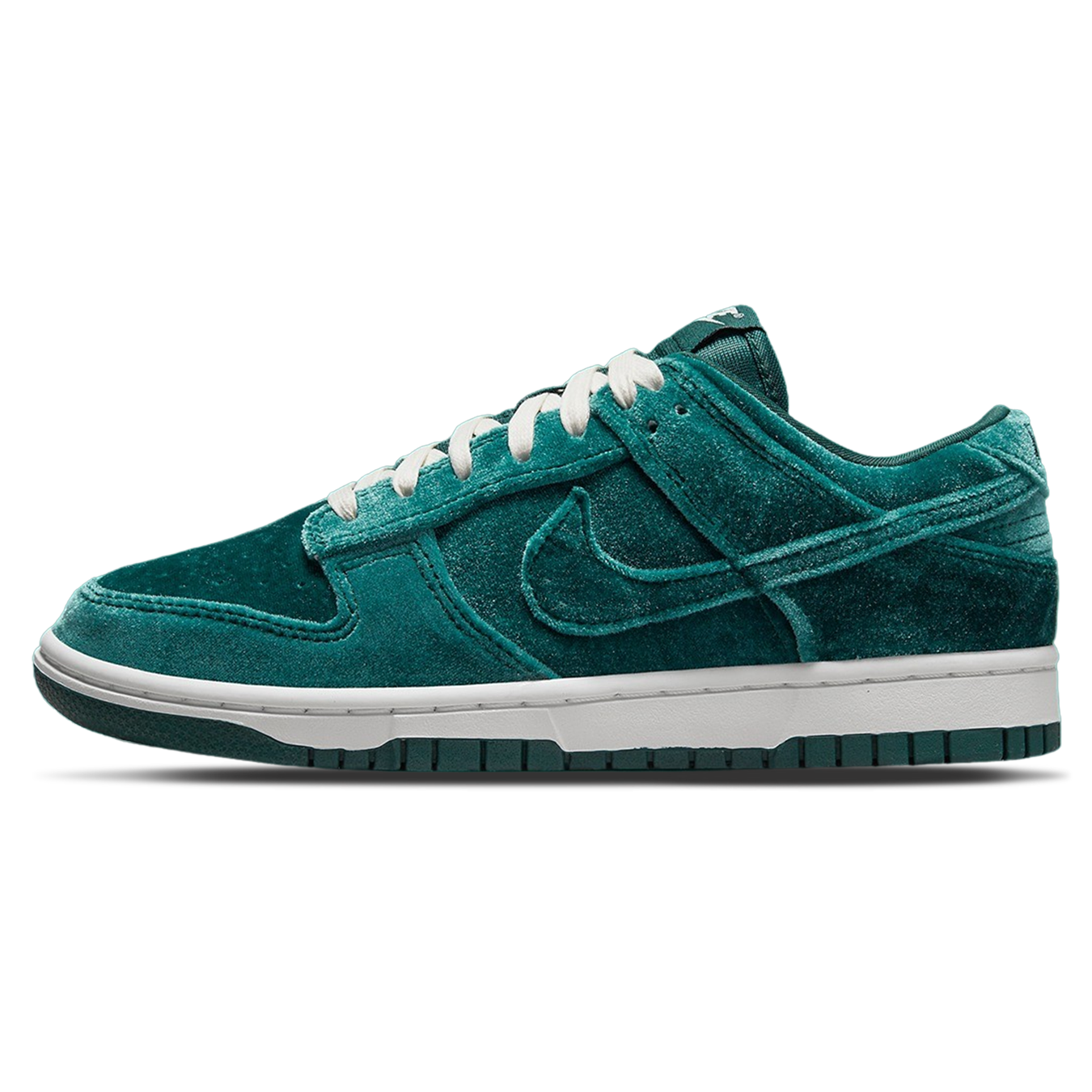 Nike Dunk Low Wmns 'Green Velvet'