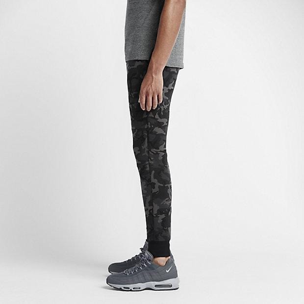 NIKE TECH FLEECE CAMO MEN'S TROUSERS - Medium Ash Black - Kick Game