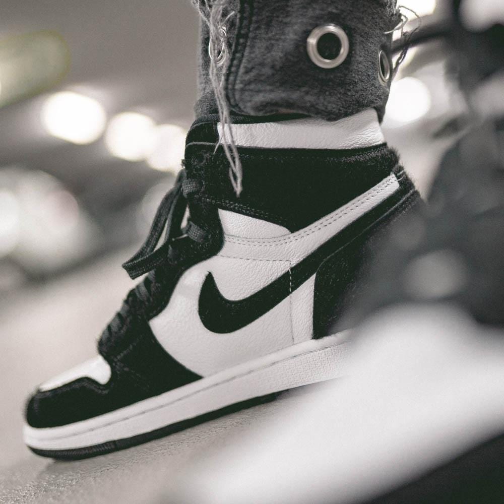Air Jordan 1 Black White Womens - Kick Game