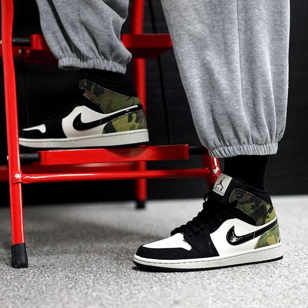 Air Jordan 1 Mid SE GS 'Camo' - Kick Game