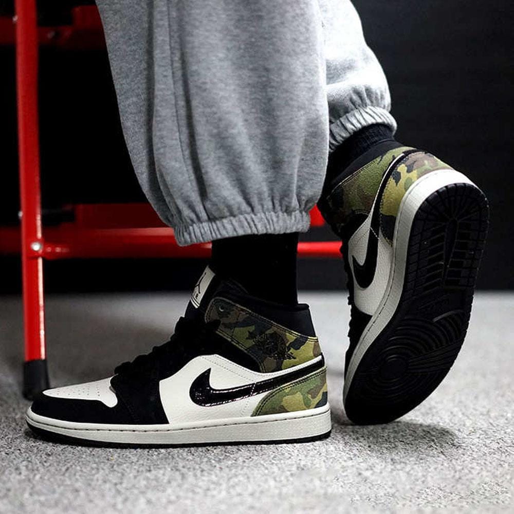 Air Jordan 1 Mid SE GS 'Camo' - Kick Game