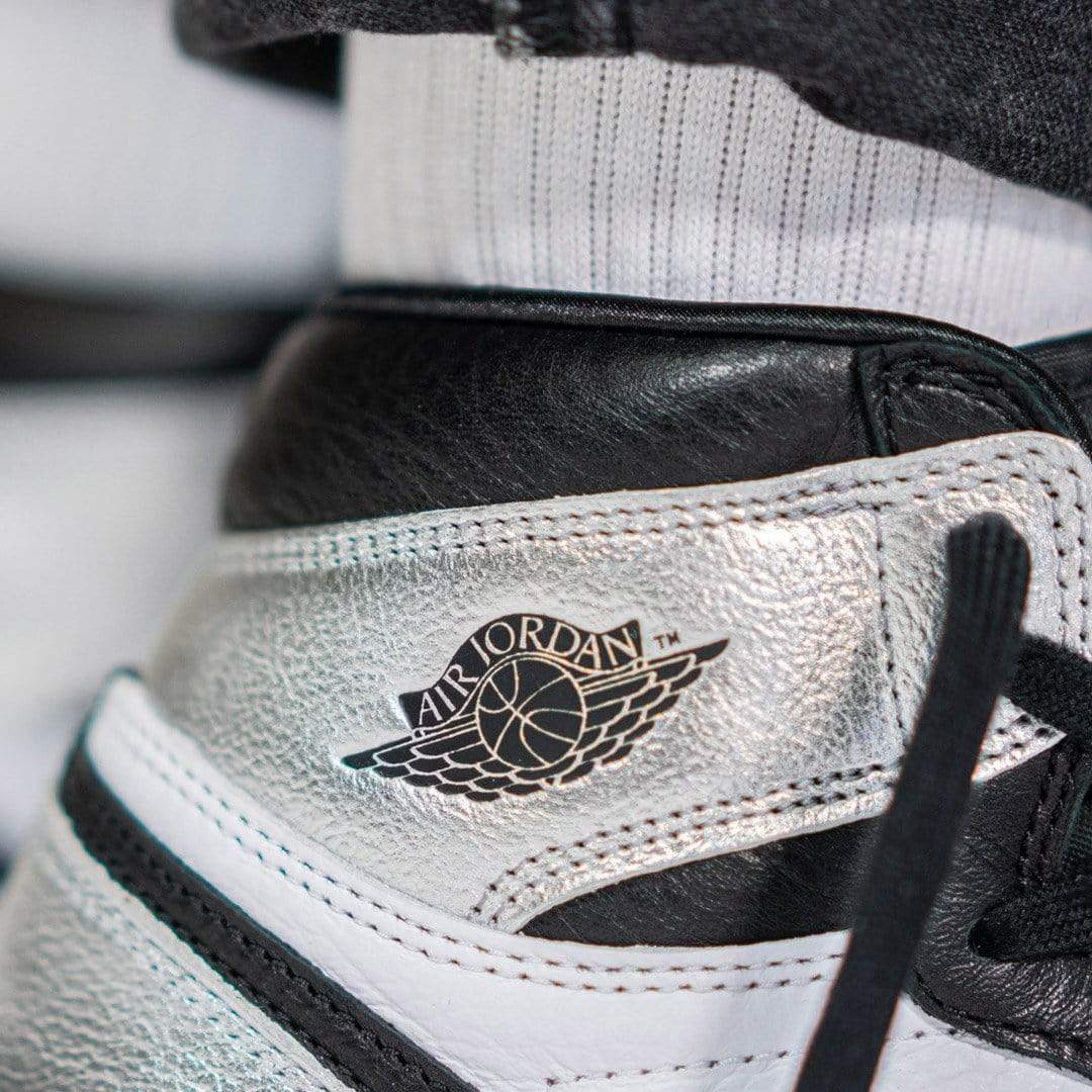 Air Jordan 1 Wmns Retro High OG 'Silver Toe' - Kick Game