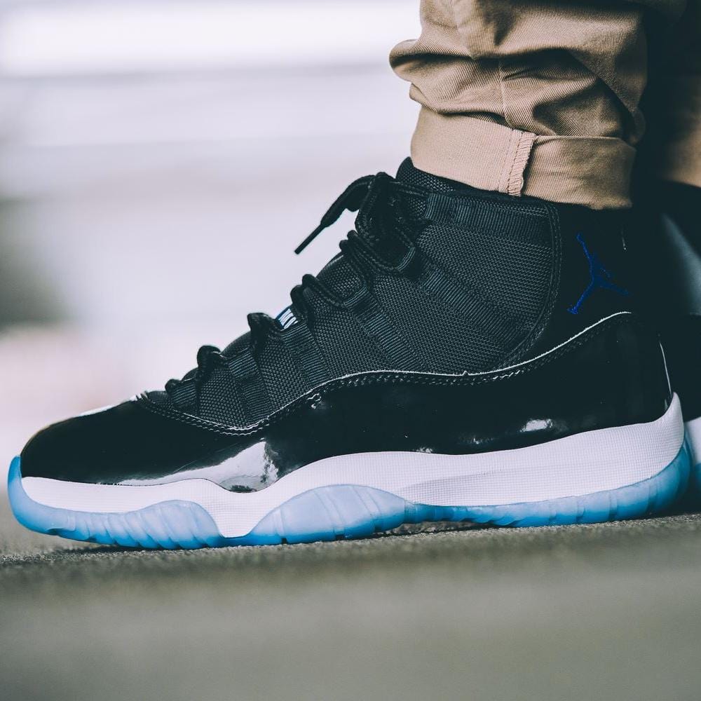 Air Jordan 11 PS Space Jam Monster Mash - Kick Game