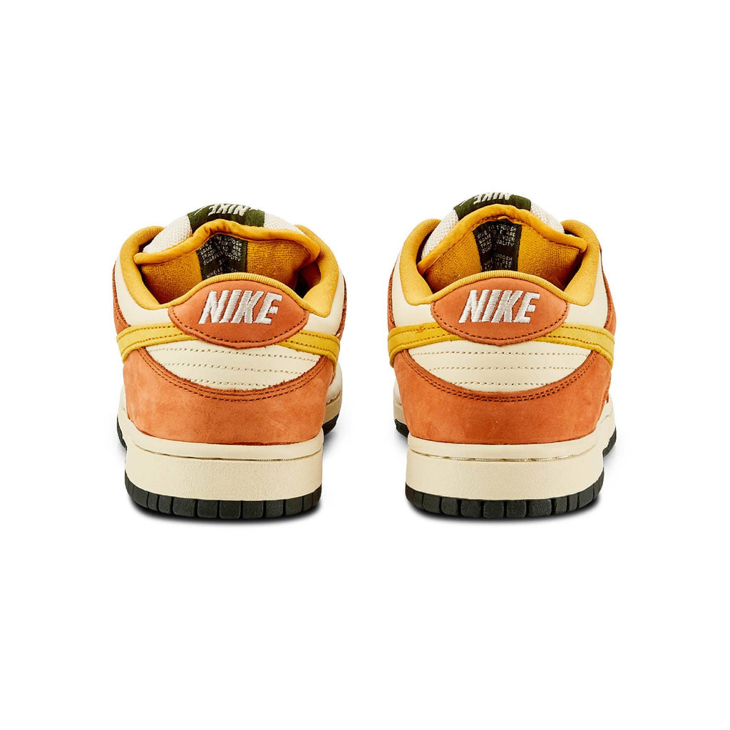 nike dunk sb low vapour mineral yellow 304292 271 4