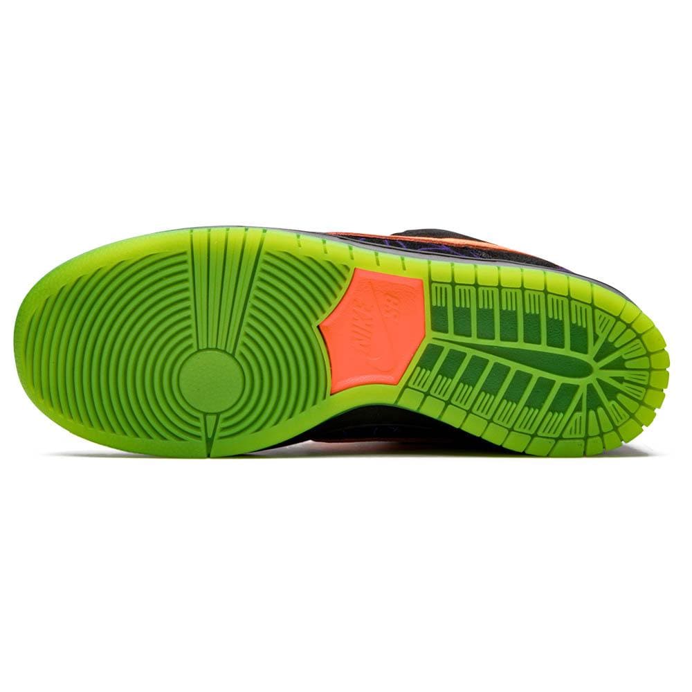 Nike Dunk Low SB 'Night of Mischief' - Kick Game