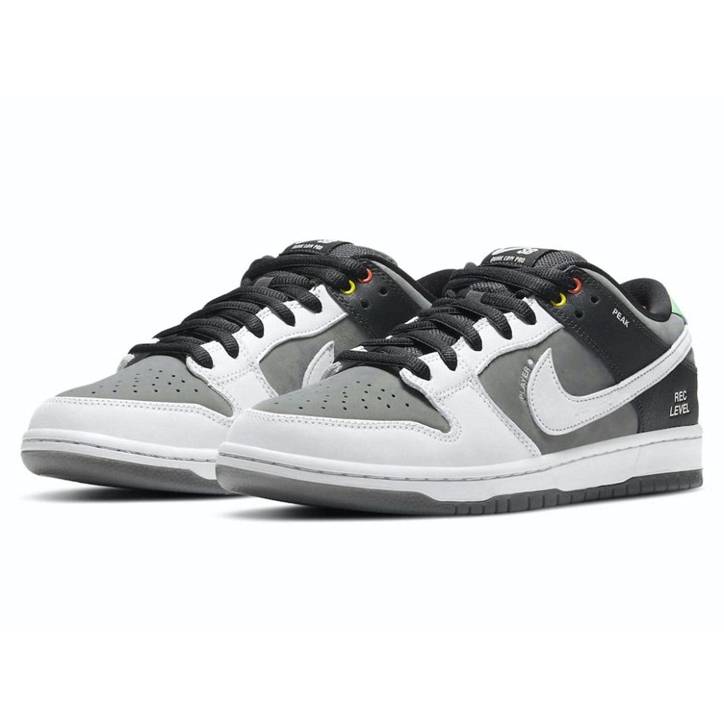 Nike Dunk Low SB 'Camcorder' - Kick Game