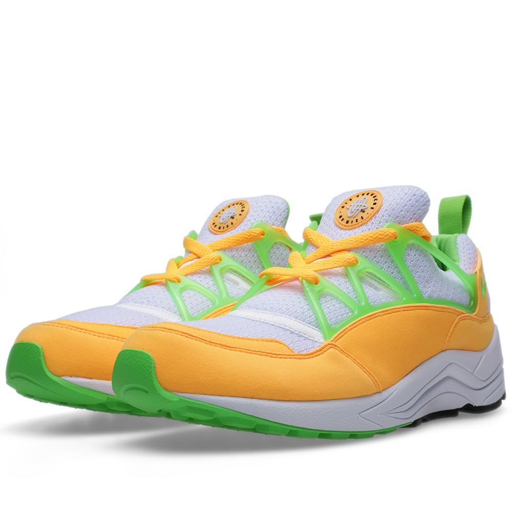 NIKE AIR HUARACHE LIGHT Atomic Mango & Action Green - Kick Game