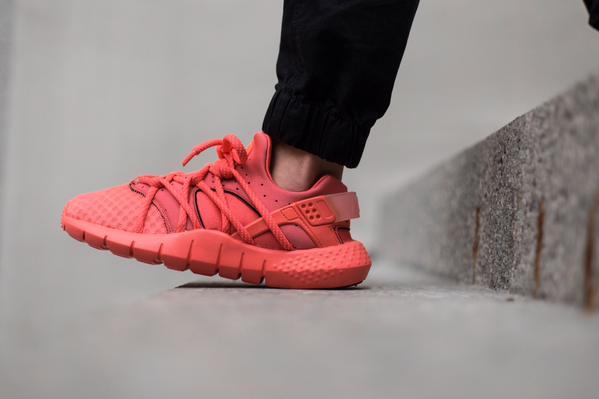 NIKE AIR HUARACHE NM 'HOT LAVA' Rio & Hot Lava - Kick Game