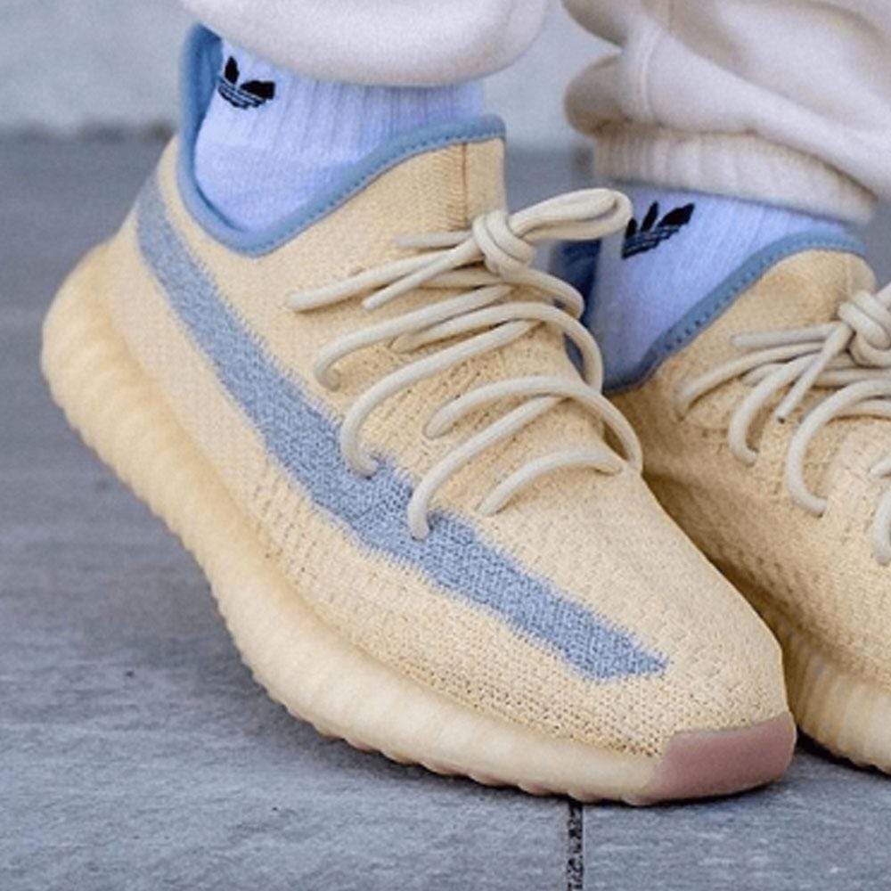 Yeezy Boost 350 V2 Linen - Kick Game