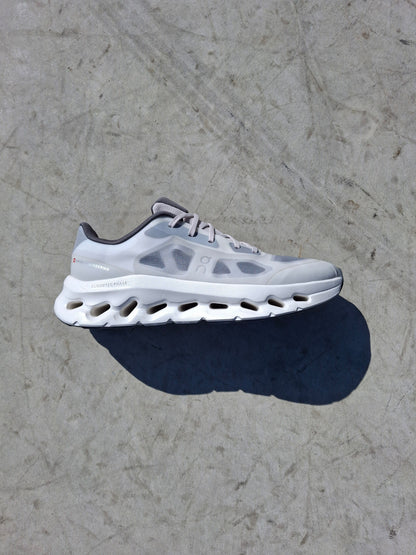 On Cloudtilt Remix 'Alloy Ivory' - Kick Game