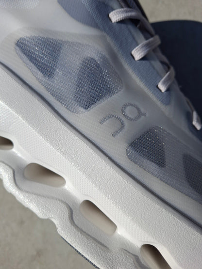 On Cloudtilt Remix 'Alloy Ivory' - Kick Game