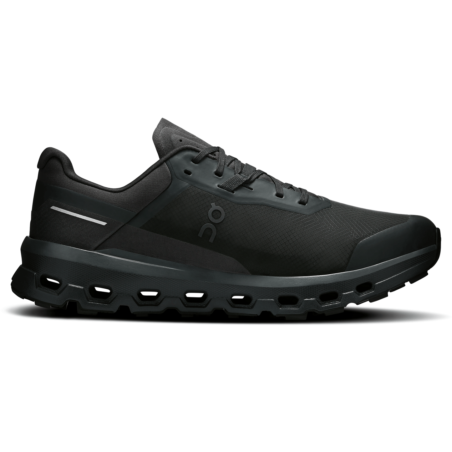 On Cloudvista 2 'Black Black' - Kick Game