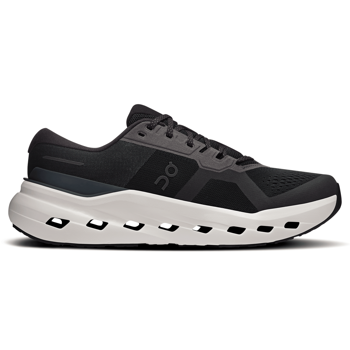 On Cloudrunner 3 'Black Ivory' - Kick Game
