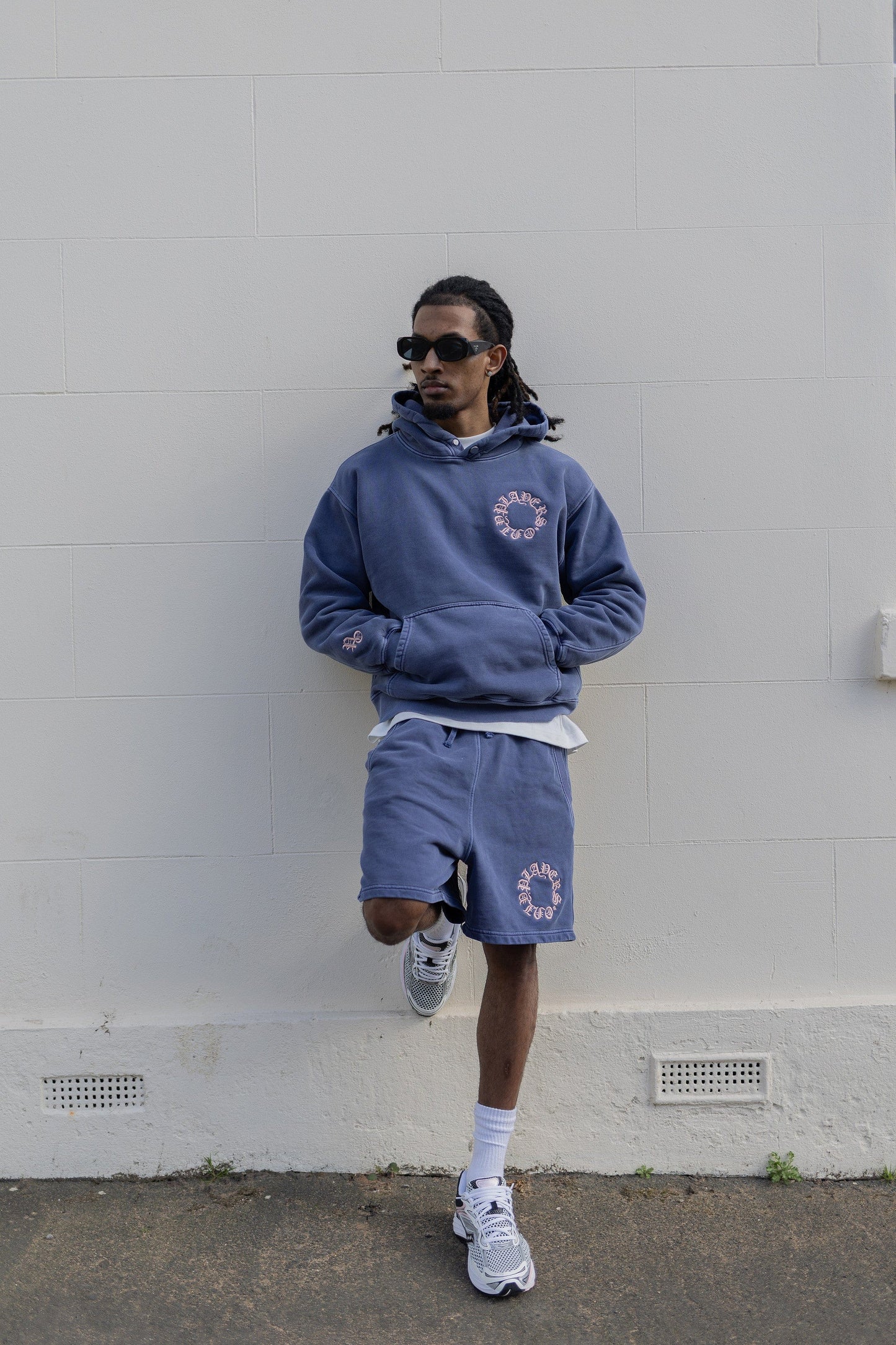 PLAYERS ONLY WASHED NAVY EMBROIDERED SHORTS - Kick Game