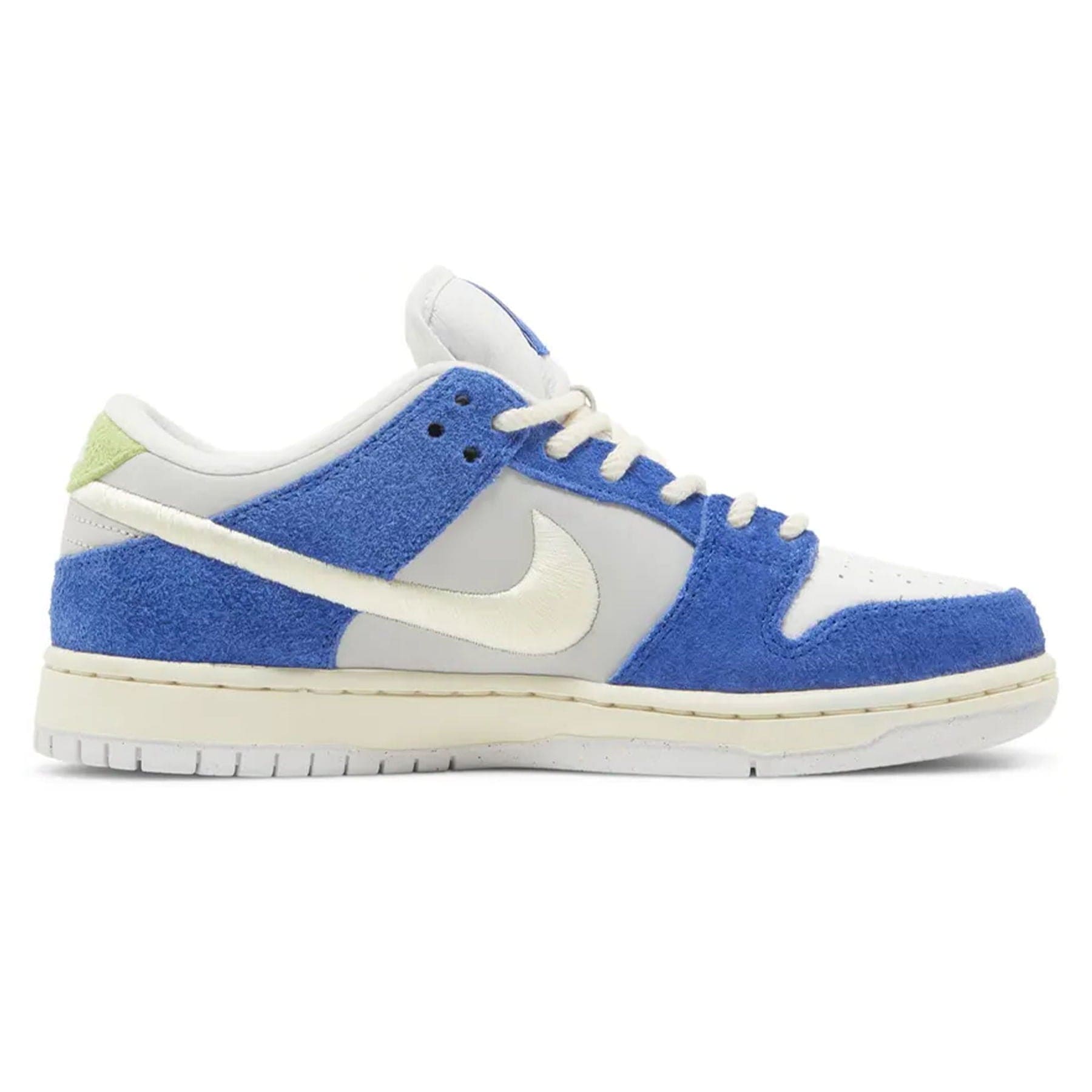 Nike Dunk Low Pro SB x Fly Streetwear - Kick Game