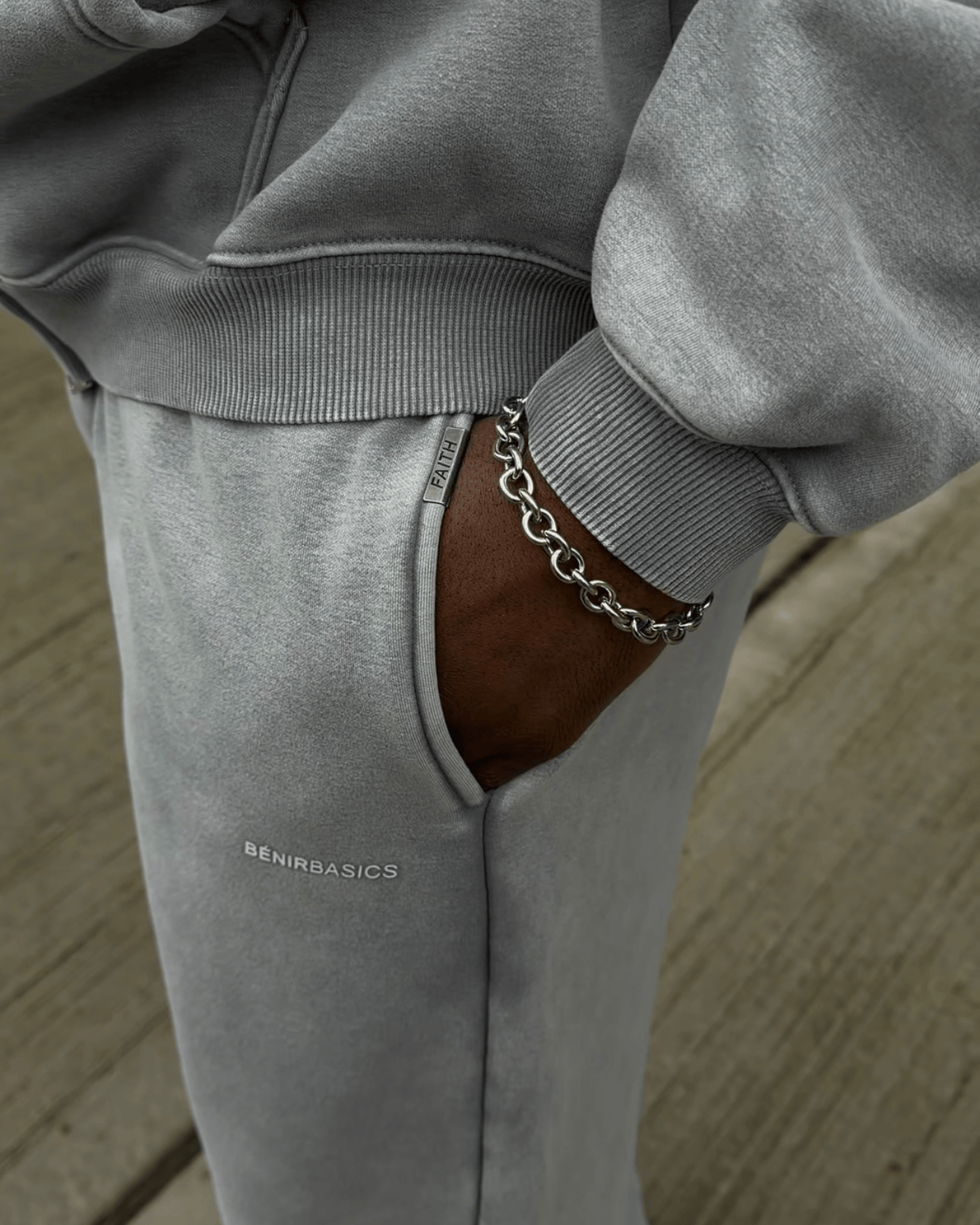 Bénir Club Basics Jogger - Charcoal - Kick Game