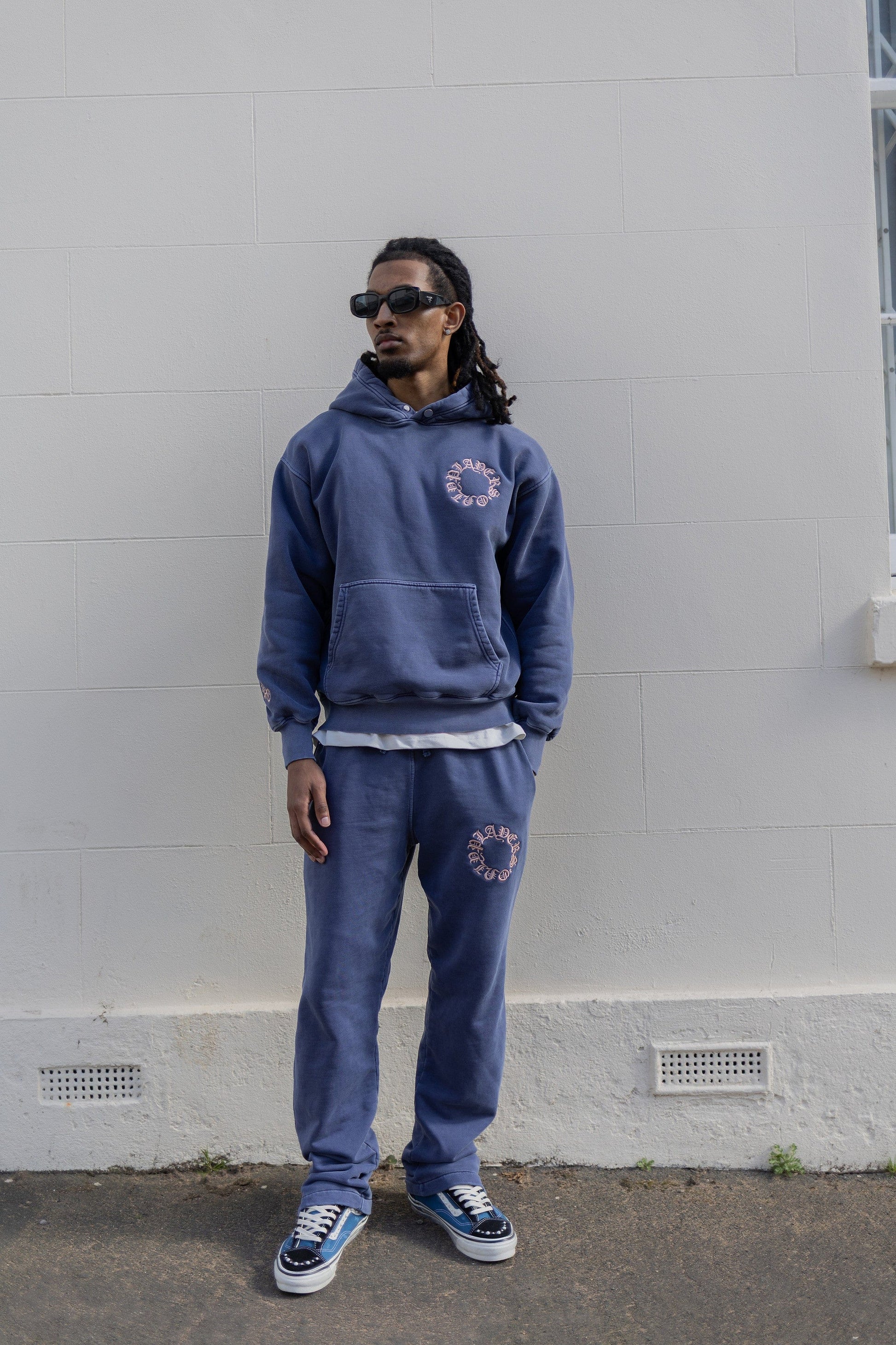 PLAYERS ONLY WASHED NAVY EMBROIDERED HOODIE - Kick Game