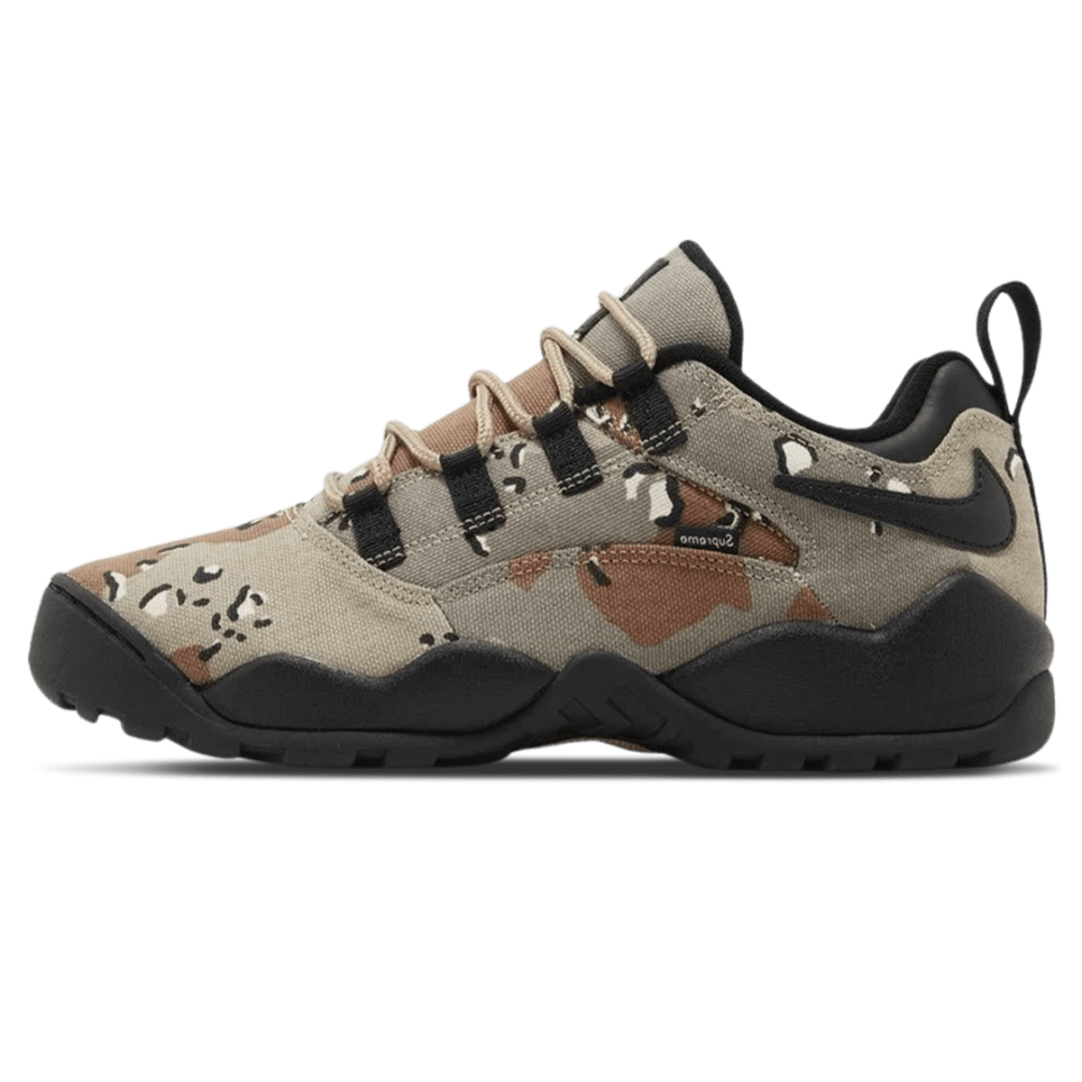 Supreme x Nike Darwin Low SB 'Desert Camo' - CerbeShops