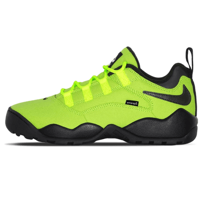Supreme x Nike Darwin Low SB 'Volt' - Kick Game