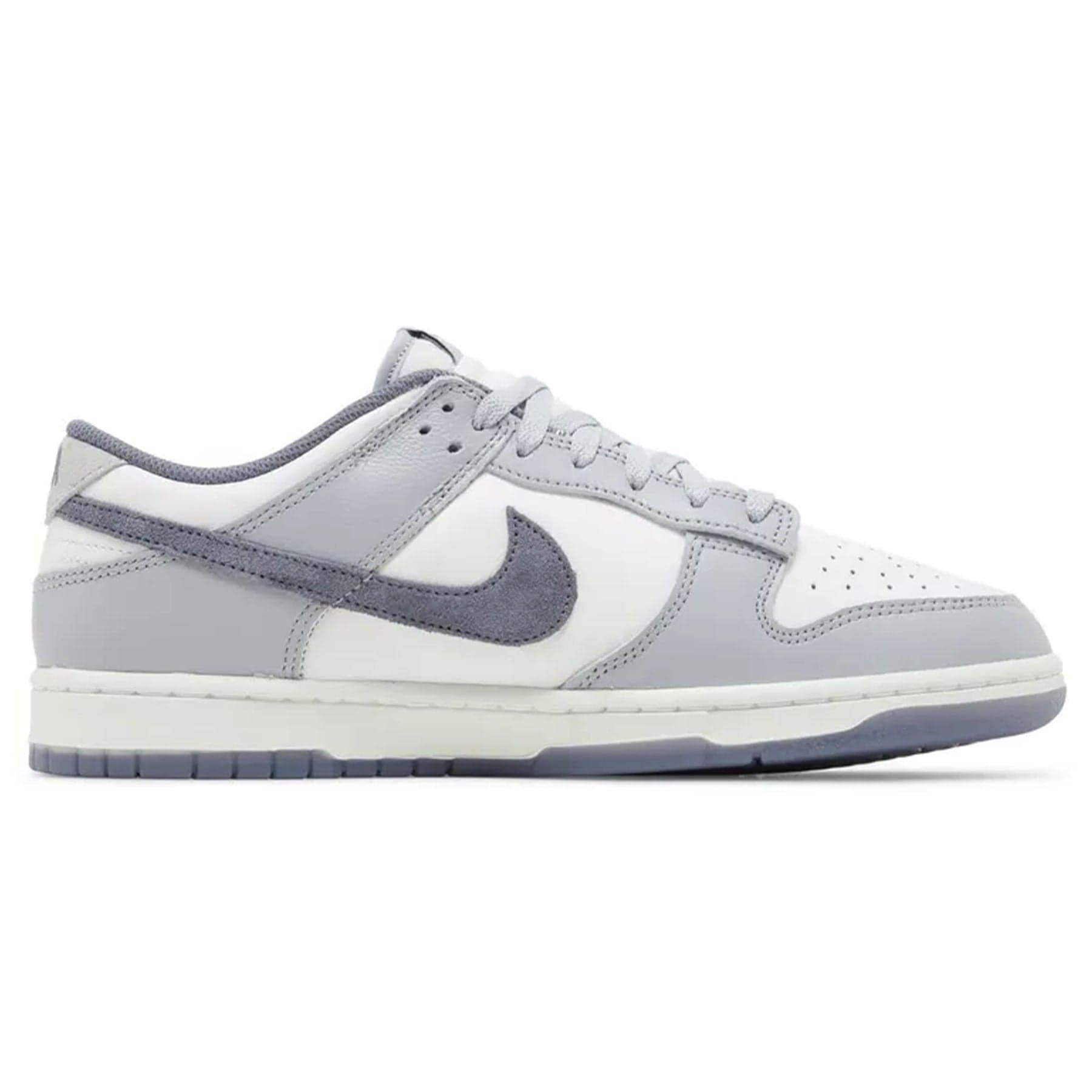 Nike Dunk Low SE 'Light Carbon' - Kick Game