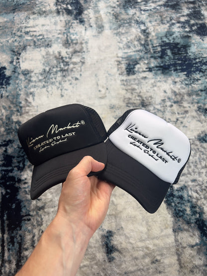KAIZEN MARKET AUTOGRAPH TRUCKER HAT WHITE - Kick Game