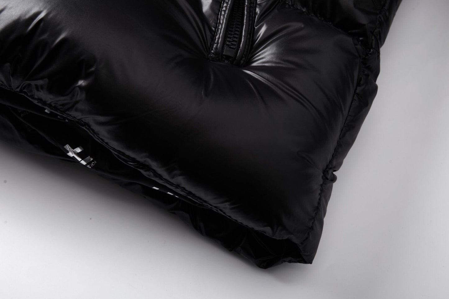 Helvetica Mountain Pioneers Edge Hooded Down Jacket - Kick Game