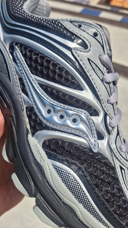 Saucony Progrid Omni 9 'Black Silver' - Kick Game