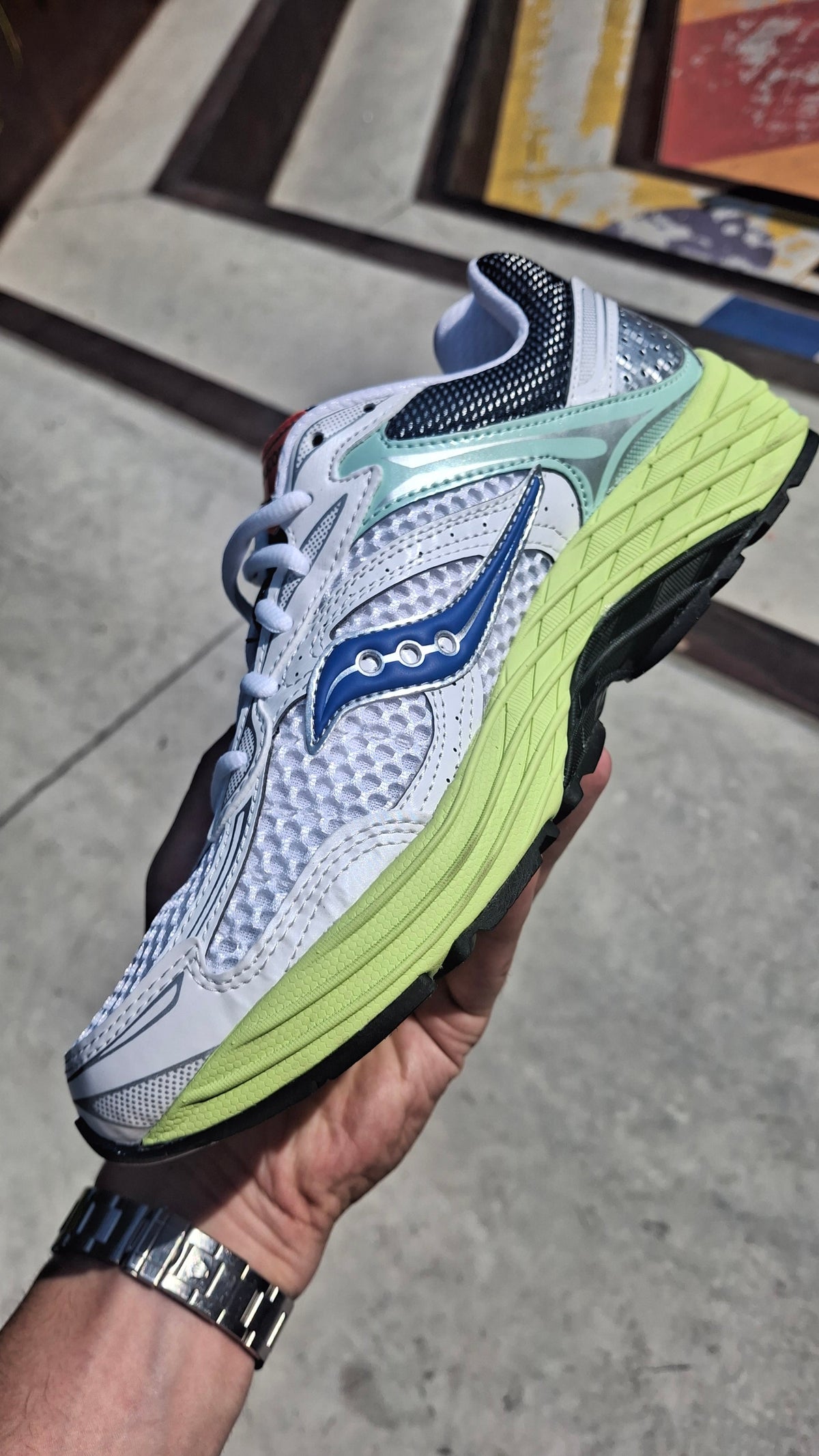 Saucony Progrid Omni 9 OG 'White Tart' - Kick Game