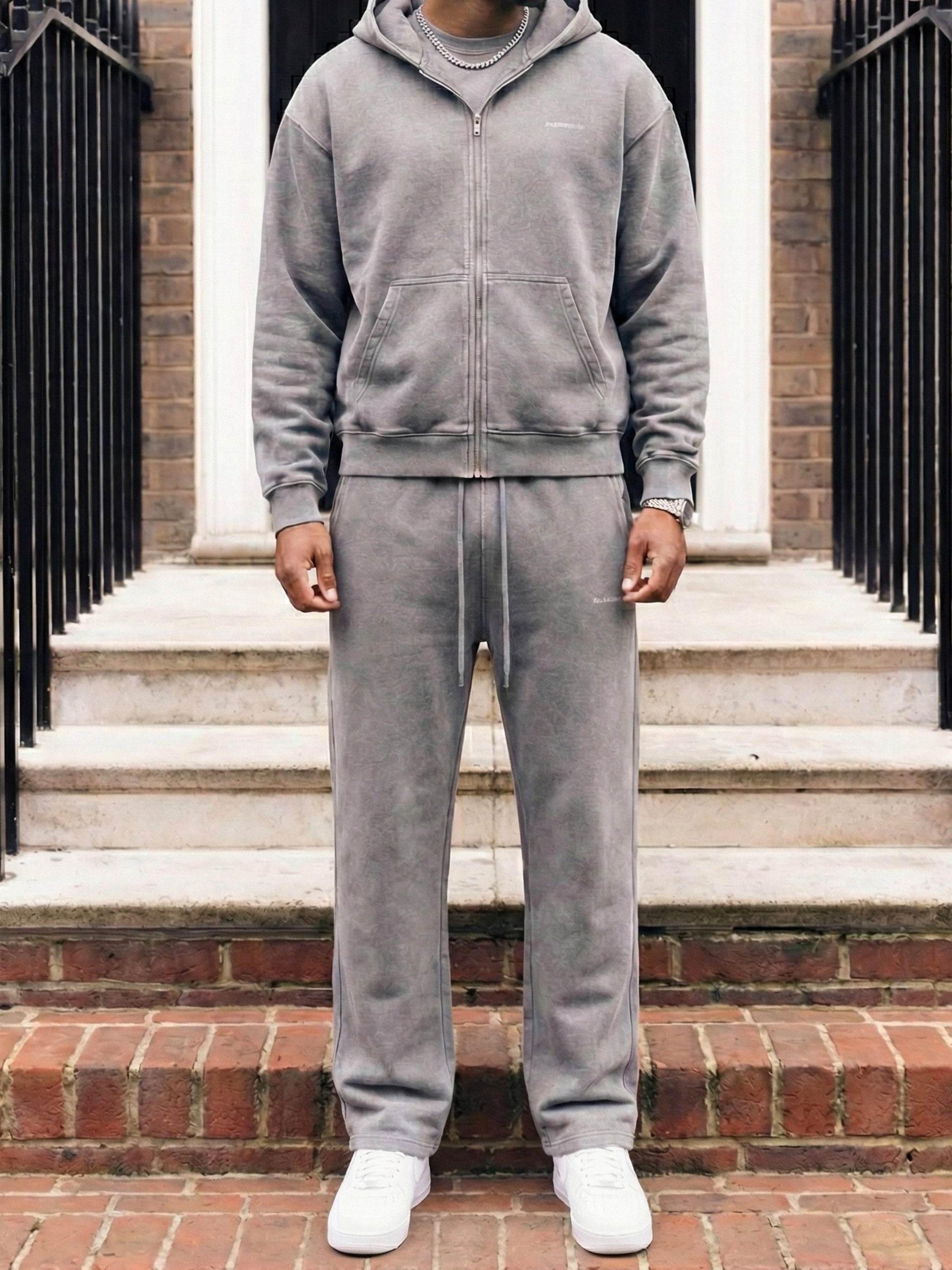 Bénir Club Basics Hoodie - Charcoal - Kick Game