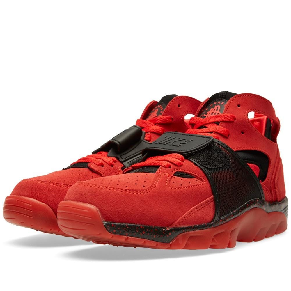 NIKE AIR TRAINER HUARACHE PRM QS 'LOVE-HATE' Challenge Red - Kick Game