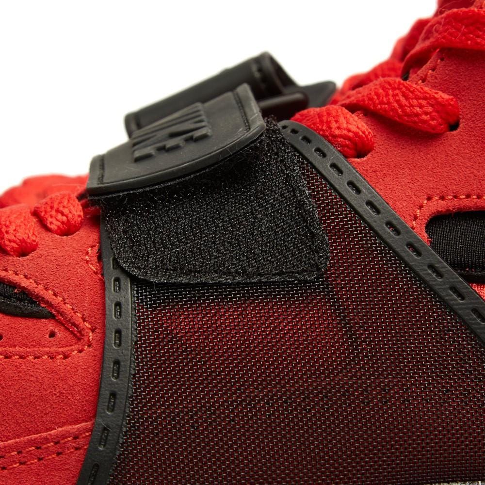 NIKE AIR TRAINER HUARACHE PRM QS 'LOVE-HATE' Challenge Red - Kick Game