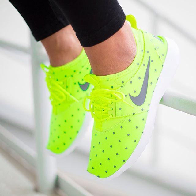 Nike Wmns Juvenate 'Polka Dot Volt' - Kick Game