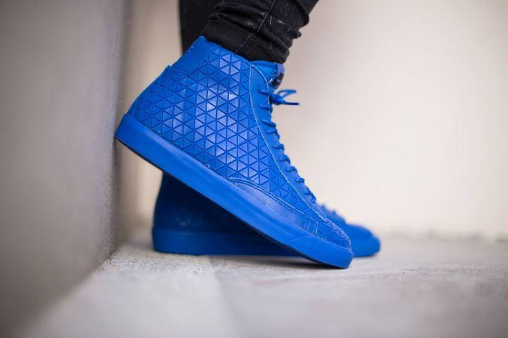 NIKE Blazer Mid Metric QS Royal Blue - Kick Game