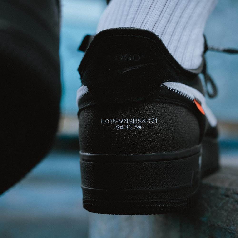 Off-White x Nike Air Force 1 Black - Kick Game