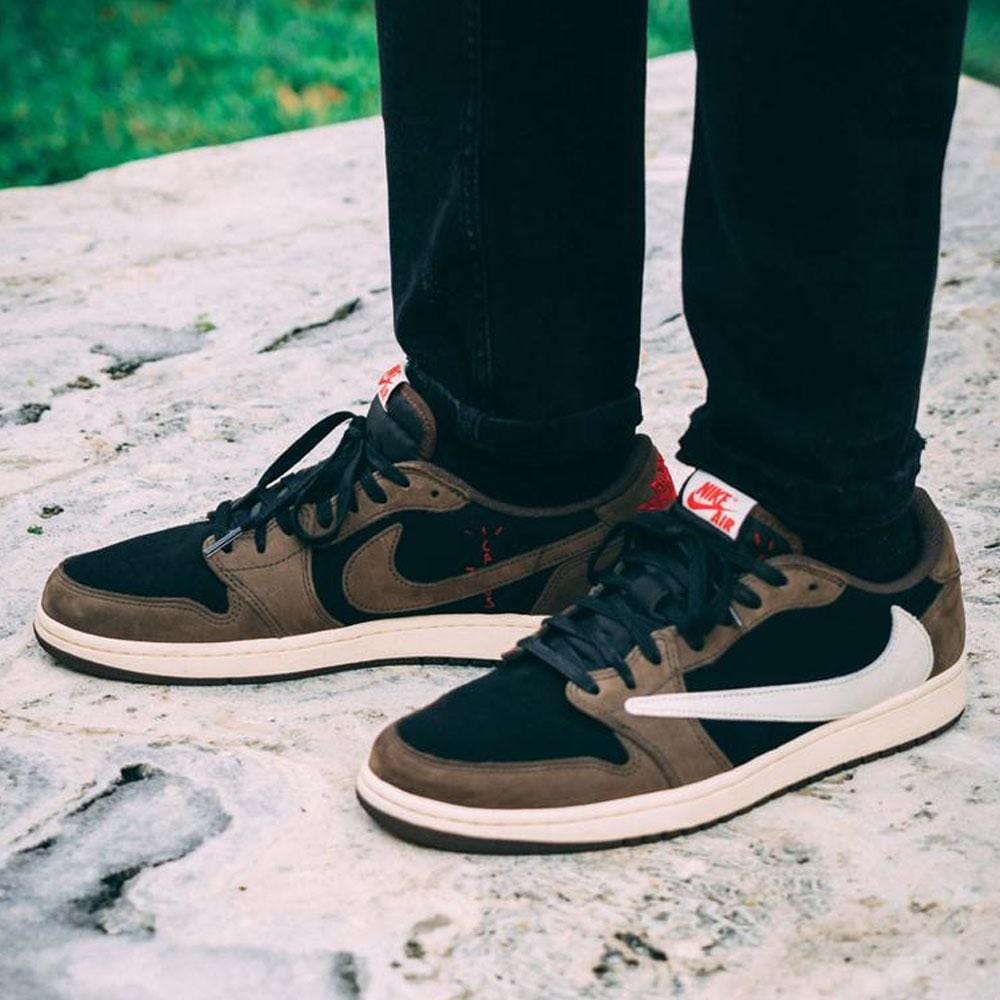 Travis Scott x Air Jordan 1 Low Cactus Jack - Kick Game
