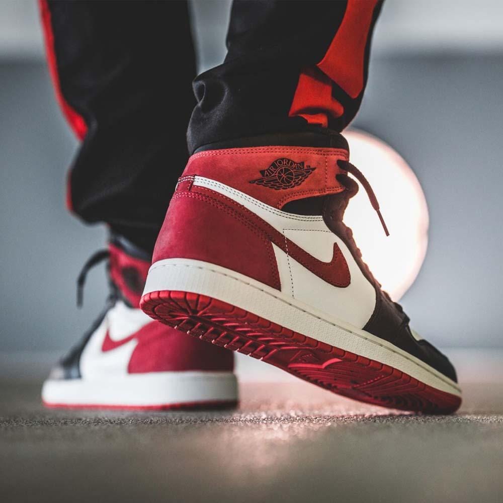 Air Jordan 1 Retro High OG "Summit Red" - Kick Game