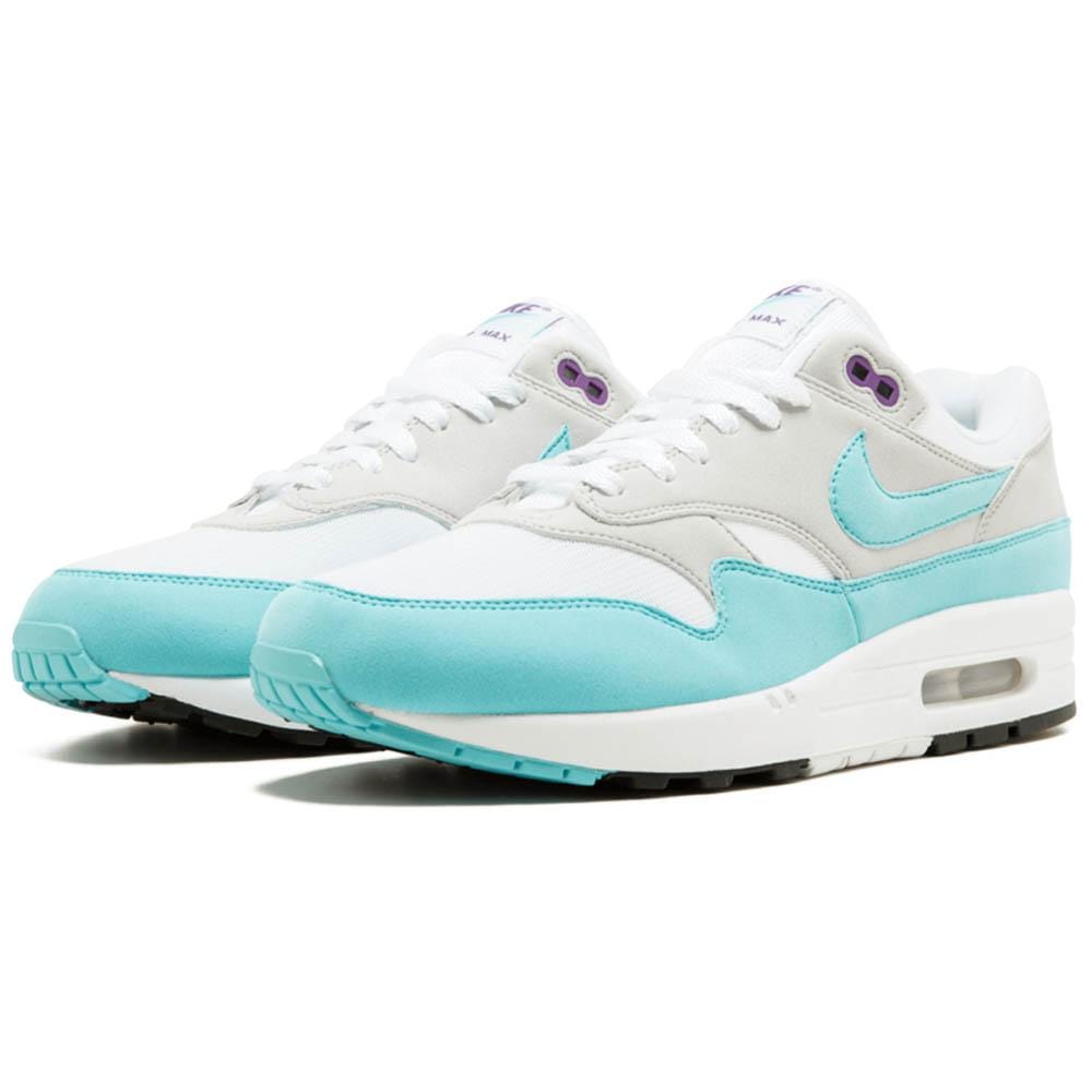 pink and aqua air max