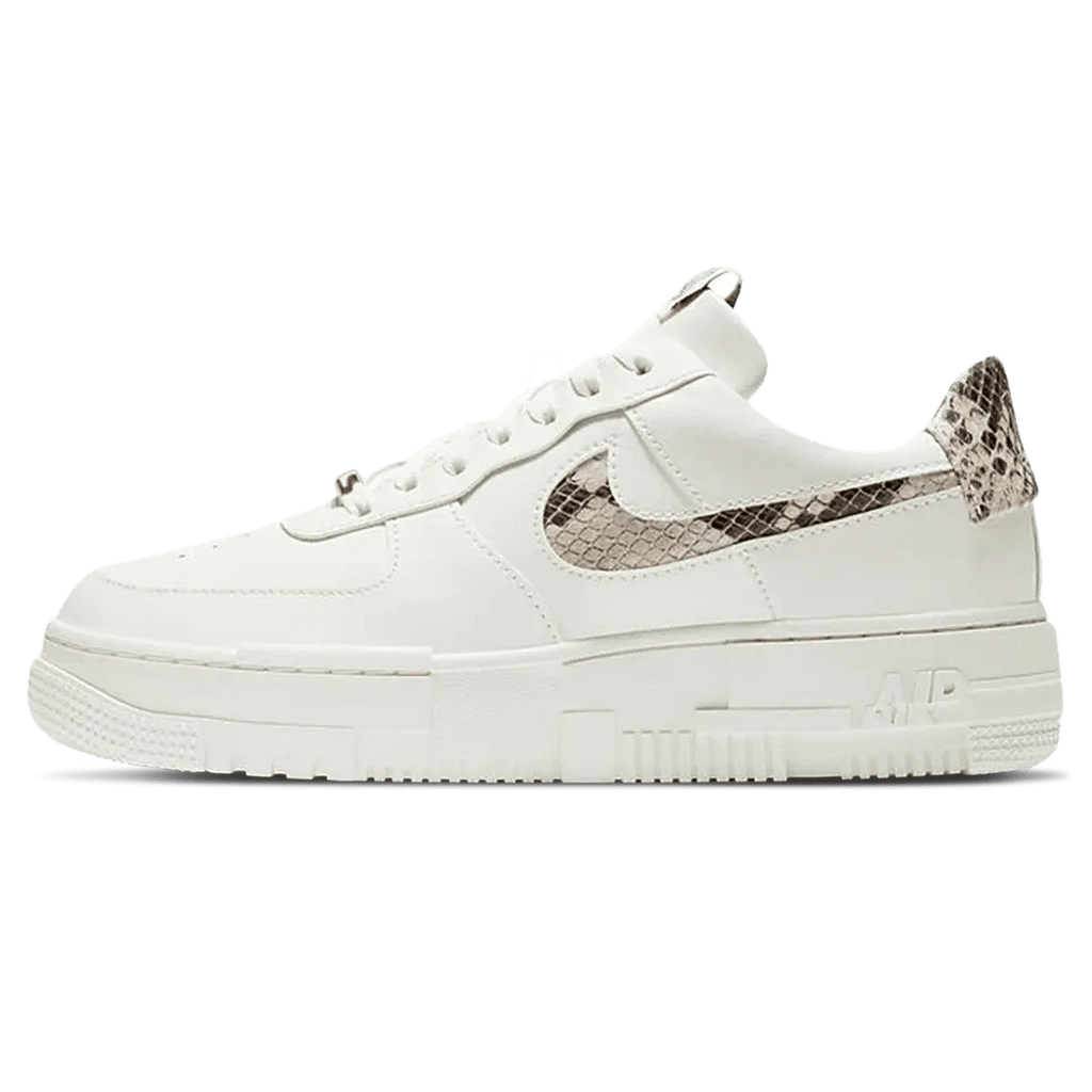 Nike Wmns Air Force 1 Pixel SE Sail Snake Kick Game