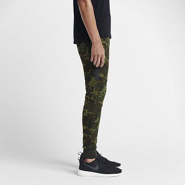 NIKE TECH FLEECE CAMO MEN'S TROUSERS - Sequoia Black - Kick Game