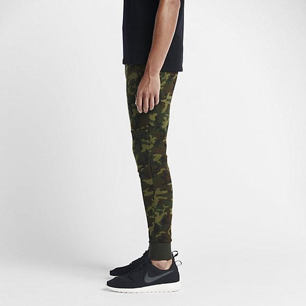 NIKE TECH FLEECE CAMO MEN'S TROUSERS - Sequoia Black - Kick Game