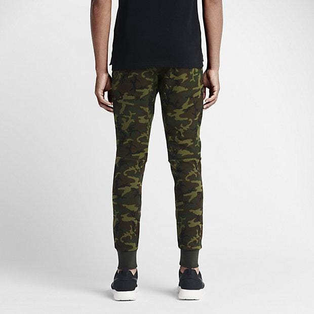 NIKE TECH FLEECE CAMO MEN'S TROUSERS - Sequoia Black - Kick Game