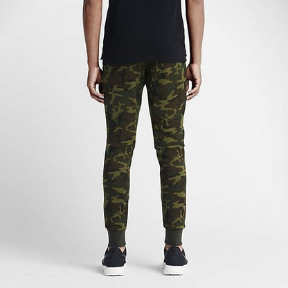 NIKE TECH FLEECE CAMO MEN'S TROUSERS - Sequoia Black - Kick Game