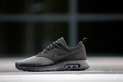 Nike Air Max Tavas Leather Black - Kick Game