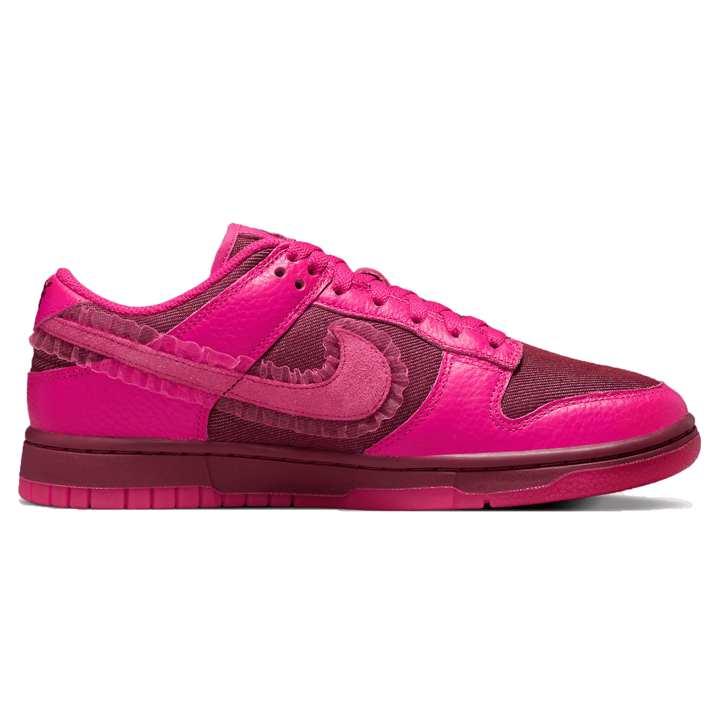 Nike Wmns Dunk Low Valentine s Day 3